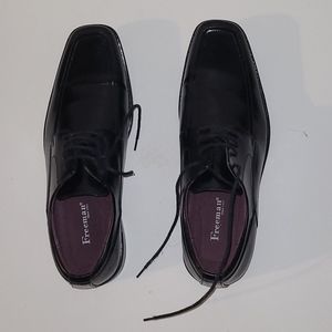 Freeman dress shoes